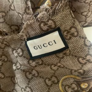 Gucci women silk scarf.